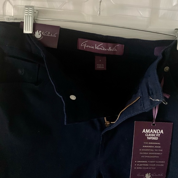 Gloria Vanderbit Woman Jeans Amanda
Classic Fit Tapered Dark Blue & Fern Size 8 - Picture 2 of 8